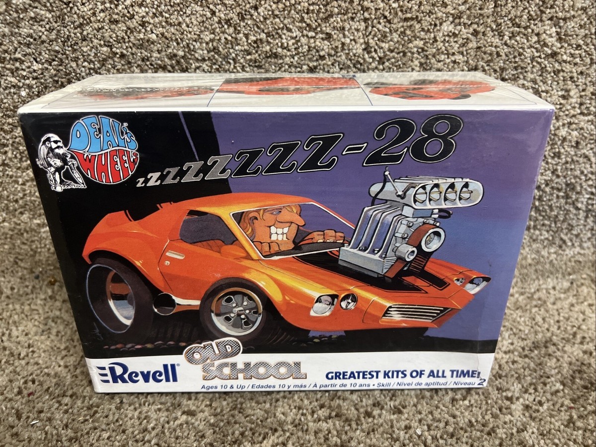 ミニカー REVELL 1988 ALL RIGHTS RESERV ED Revell Snap Tite Mack Pumper Fire Truck Glenview #4 1:32