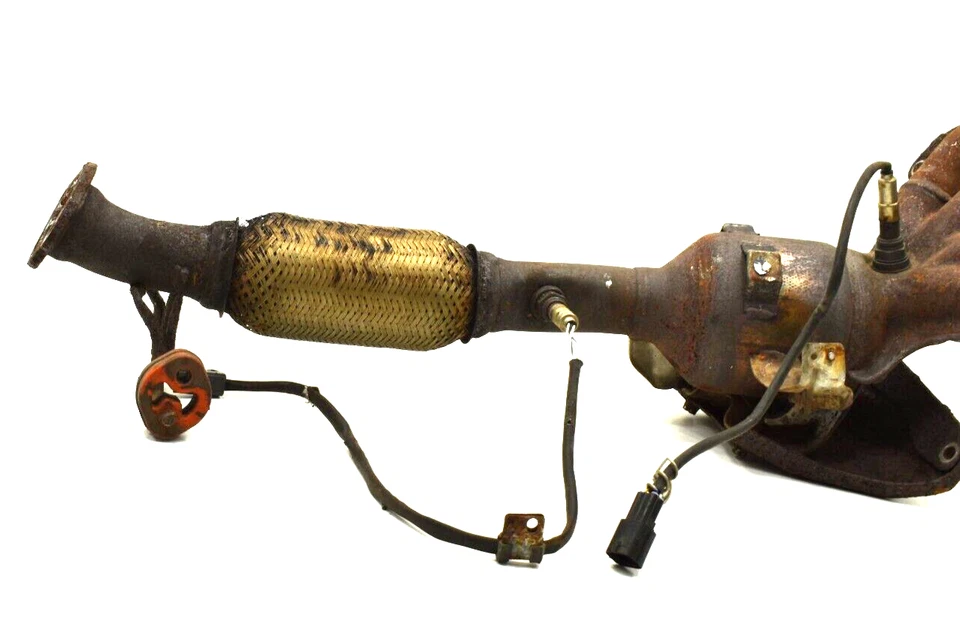 2008 - 2010 年马自达 5 原始设备制造商 2.3L L4 燃气发动机电机排气歧管带氧气传感器 — 第 4/4 张图片