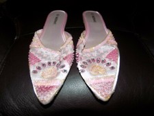 Isaac Mizrahi Pink Rhinestone Slippers Size 8 Women's EUC