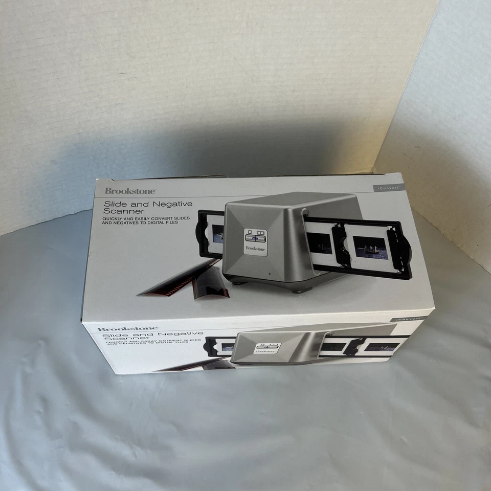 New Brookstone iConvert Instant Slide & Negative Old School Film Camera Scanner - Image 2 of 4