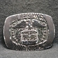 WG05163 SWEET VINTAGE 1980 UNITED STATES AIR FORCE ARMED FORCES BELT BUCKLE