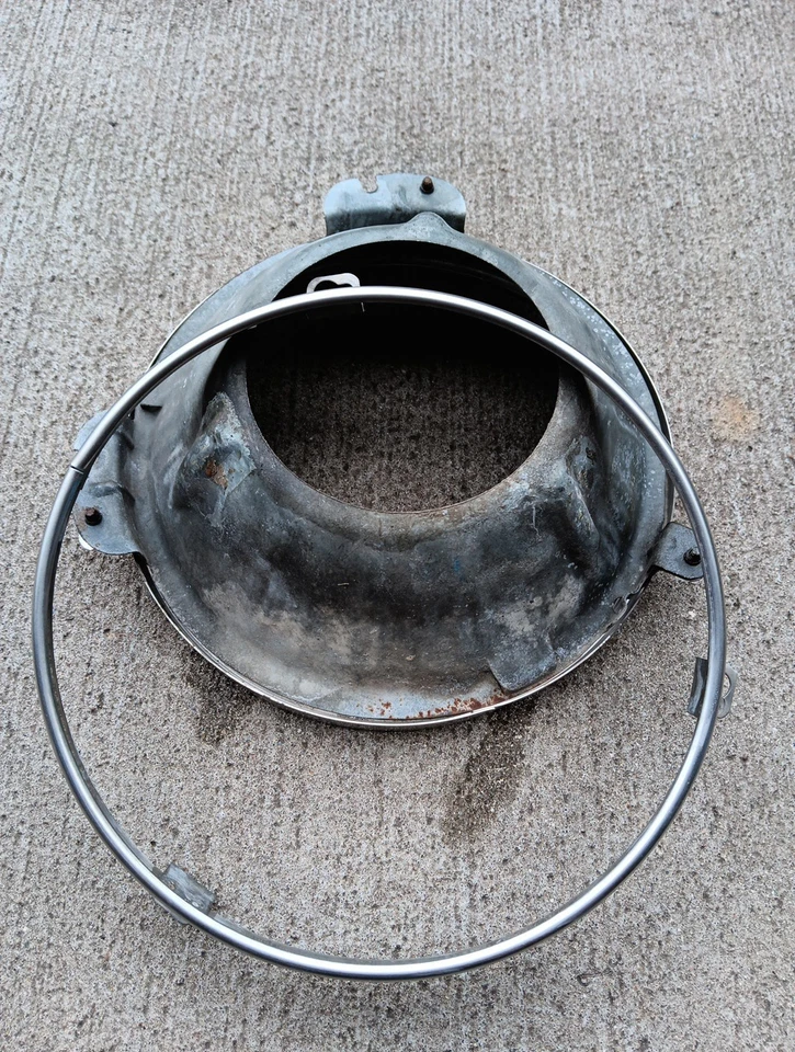  1967 Dodge Dart крепление фары ведро RH и 2 хромированные кольца OEM  - Изображение 3 из 4