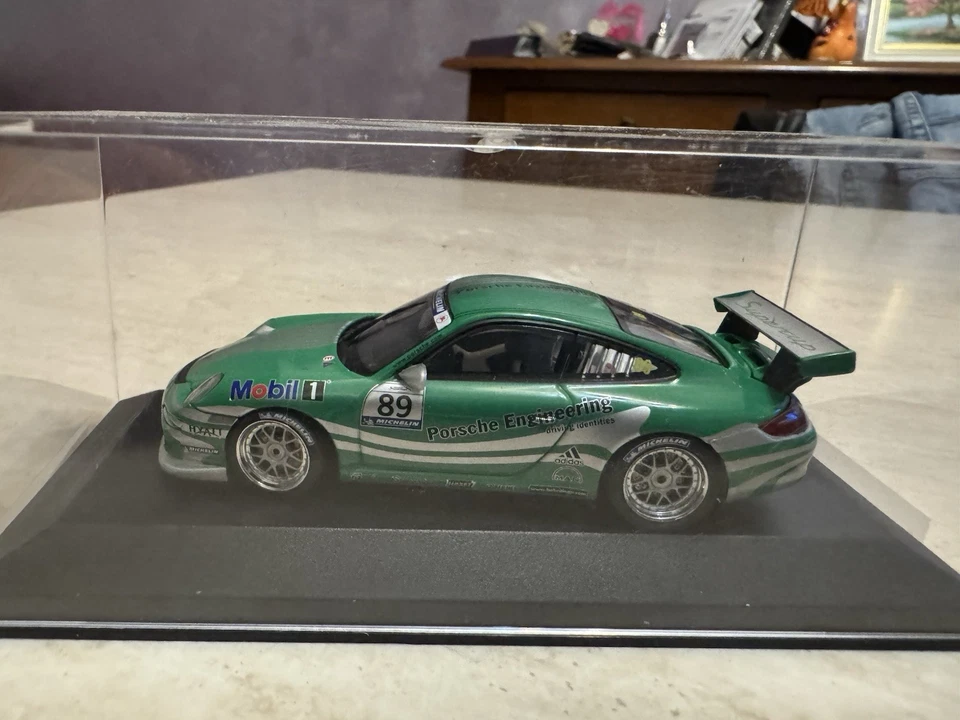 Porsche 911 Turbo S Indishrot Minichamps 1 of 1008 nuova in box da collezione - Immagine 4 di 4