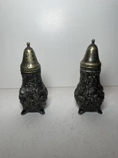 Vintage W.B. Mfg Co. Silver Plated Floral Salt & Pepper Shakers 1960s