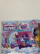 Hatchimals Alive Hatchi-Nursery Playset with 4 Figures, 13 Accessories