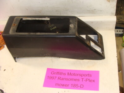 1997 RANSOMES T-PLEX 185D reel lawn mower left fender cover console plastic dash