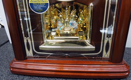 RHYTHM MANTEL CLOCK: CRH226NR06- SAVANNAH WITH 16 MELODIES + 3 CHRISTMAS SONGS - Picture 3 of 3