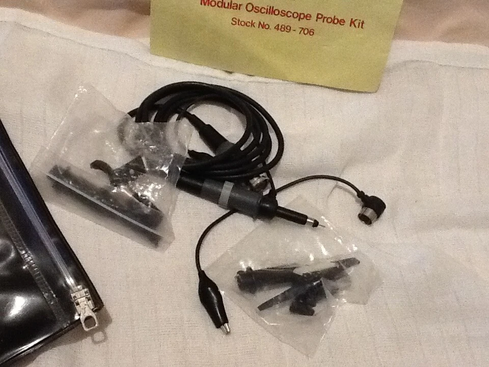 RS x1 modular oscilloscope probe kit, mofdel: 489-706  . Ref:CD_3 - Image 3 of 4