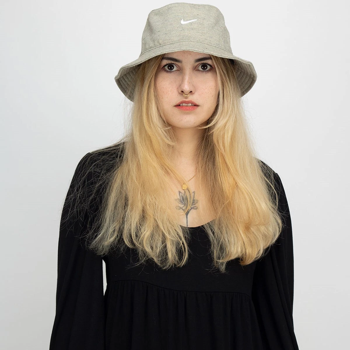 Nike Unisex Size M/L Sportswear Futura Core Bucket Hat RARE