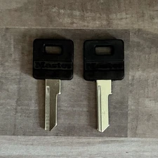 Master Lock Bike/Cable 🔓 Key Blank Single Sided Master Lock 8100K  (Pack of 2)