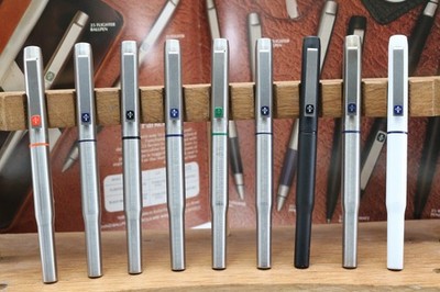 Vintage (c1980-90) Parker 25 Füllfederhalter & Kugelschreiber, 77 Sorten, UK Verkäufer