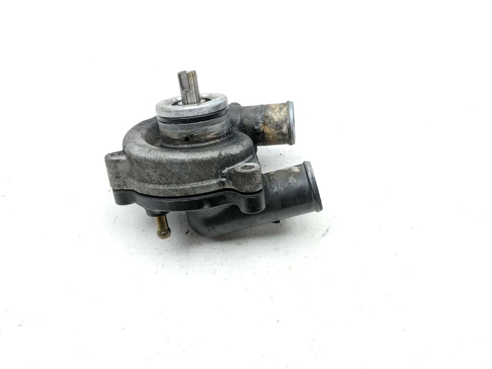 06-08 Yamaha YZF-R6R YZF R6 Motor Motor Bomba de Agua Foto 2 de 4