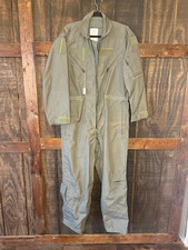 US Air Force Flight Suit CWU-27/P Coveralls Summer Sage Green  Size 42 Short
