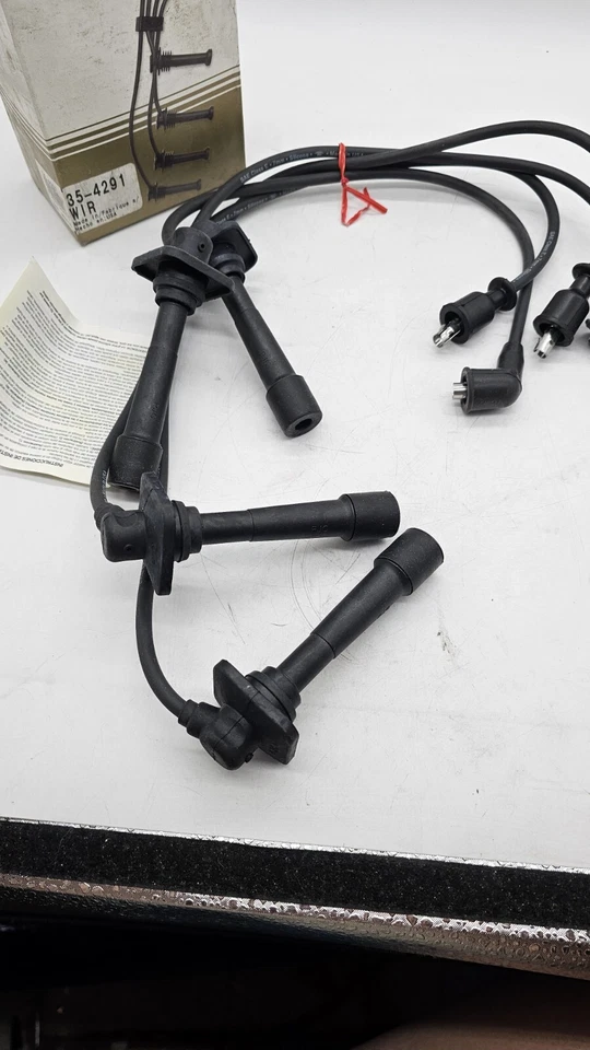 Juego de cables de bujía Carquest 35-4291 para Mazda 626 M6 1995-1997 Foto 2 de 3