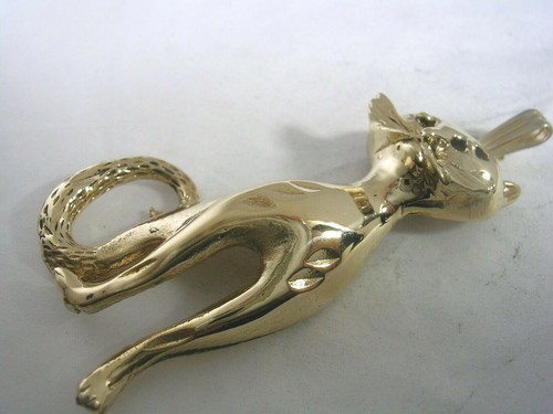 CAT PENDANT CHARM IN GOLD TONE BRASS WITH A HIGH POLISHED FINISH - Picture 8 of 8