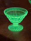 Vintage Green Uranium Ware Depression Era Sherbet Ice Cream Parfait Dessert Cup