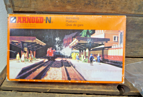 Arnold N 1/160 Maquette Diorama Zug 6435 Bahnsteig Bahnsteig Quai de Gare NEU - Bild 9 von 9