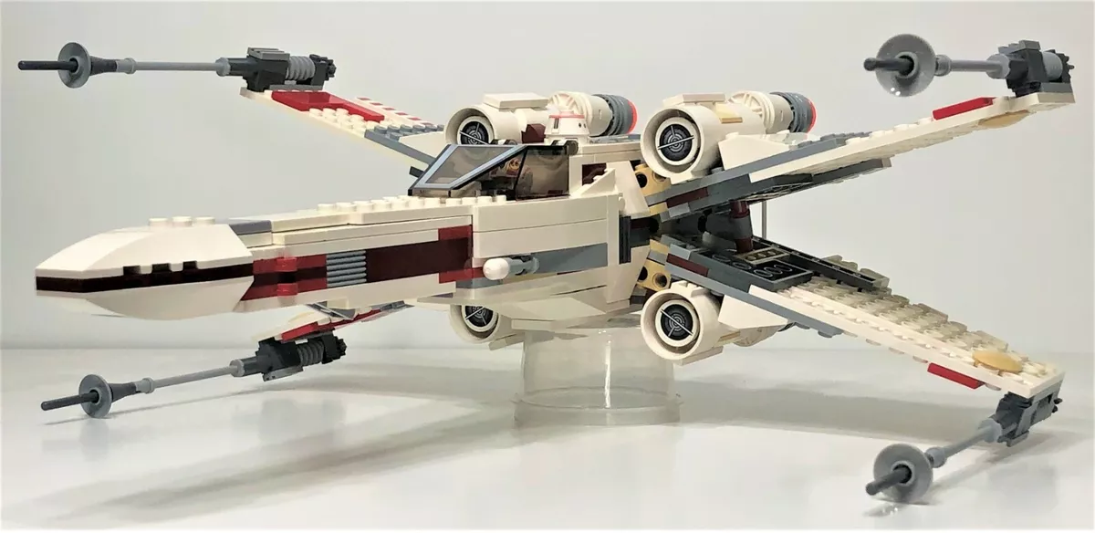 LEGO Star Wars: Episode X-WING STARFIGHTER (Set 9493) – Complete