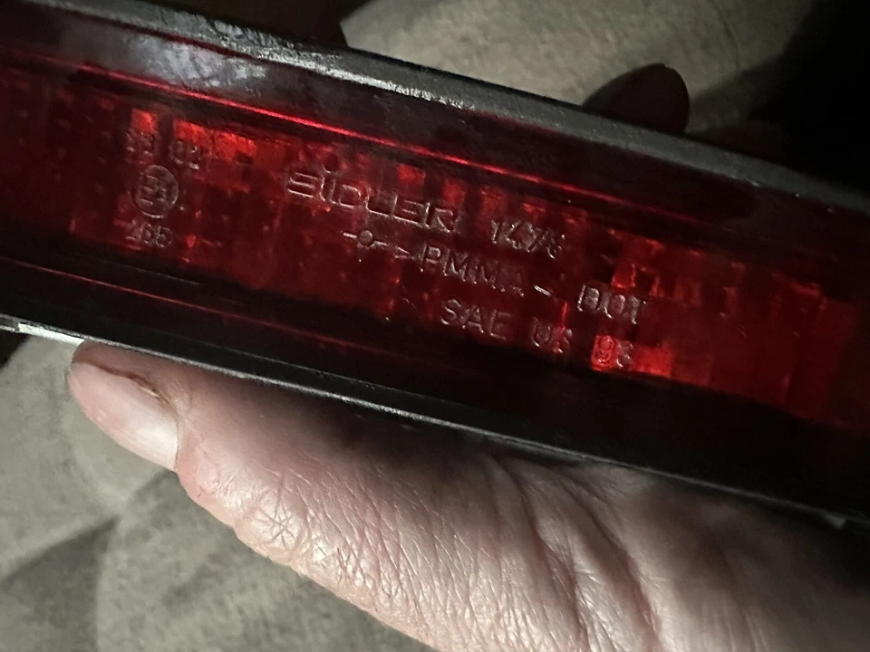 PROBADO Genuino SAAB 9-3 OGConvertible/NG 900 Tercera Lámpara de Freno Luz Baúl EXC+++ Foto 4 de 4