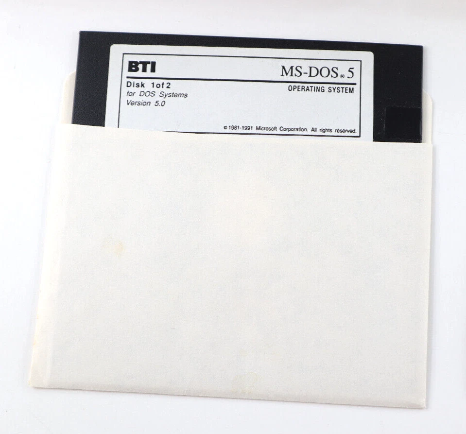 Microsoft MS-DOS 5.0 User's Guide and Reference W/ 5.25" Program Disks - Image 3 of 4