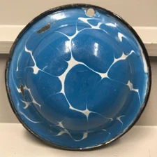 Vintage Blue and White Swirl Graniteware Salesman Sample Wash Basin