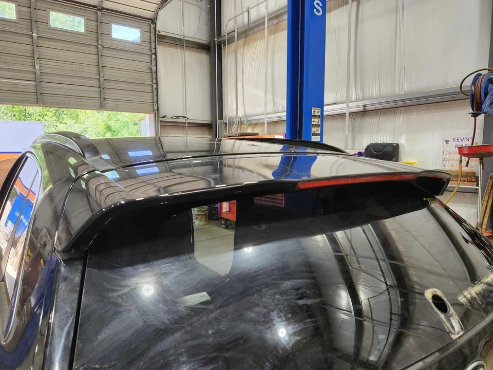 17-22 Kia Niro Deck-Lid Rear Spoiler Assembly Black ABP Genuine OEM 87210G5000 - Image 3 of 4