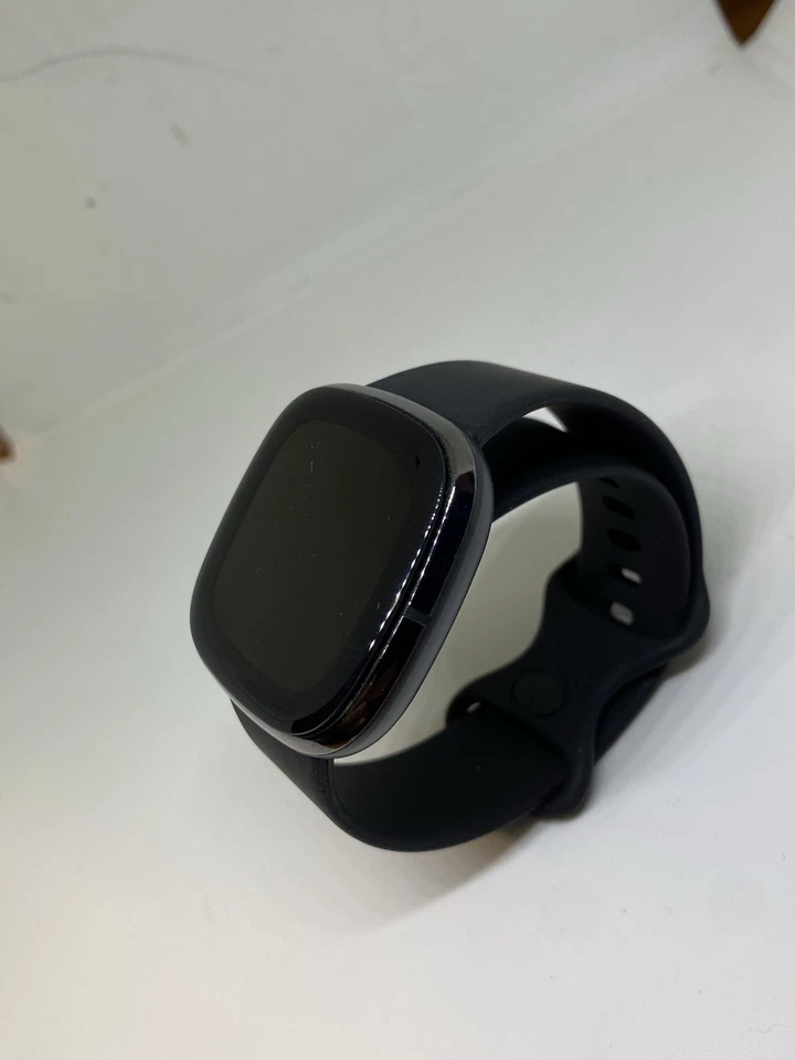 Fitbit Sense, photo 4 of 5
