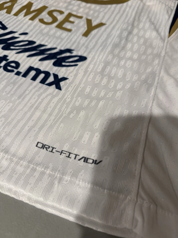 Aaron Ramsey #10 Pumas UNAM Home Jersey 24/25 – Blue/Gold XL (Fits L) Liga MX - Image 4 of 4