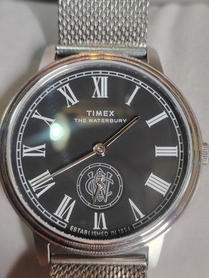 Timex Waterbury Metropolitan Quartz dress watch mint condition Model#TW2Y23200VQ