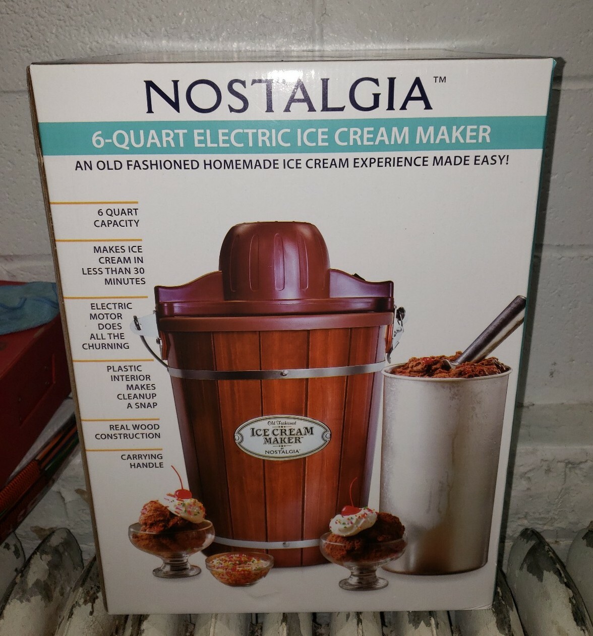 nostalgia 6 qt ice cream maker