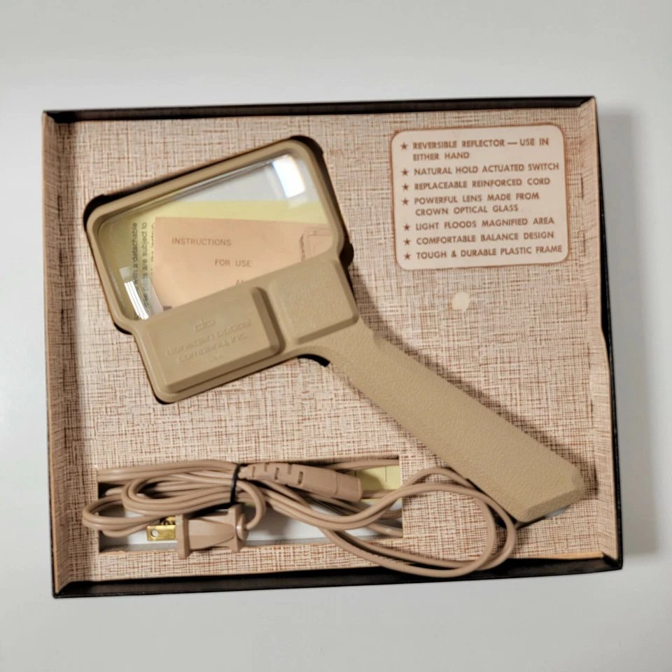 Lupa Iluminadora De Colección Donegan Optical Co Obra Maestra 2"x4" No M-810 Probada Foto 2 de 4