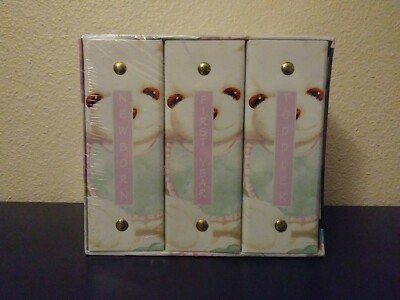 ''LaVie'' *THE RING MAX LIBRARY* {THREE PHOTO ALBUM} (HOLDS 300 PHOTOS) 