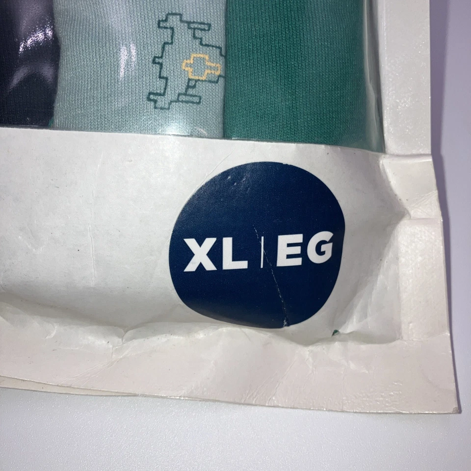 Boys Briefs  XL Old Navy Brand 7 Pack NEW Sealed - Image 3 of 4