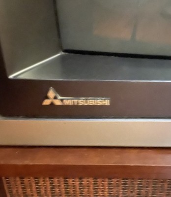 Mitsubishi 35  1985 Digital color wheels- Floor TV