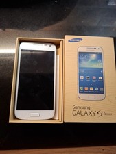 Samsung S4 Mini Small Cracked Screen