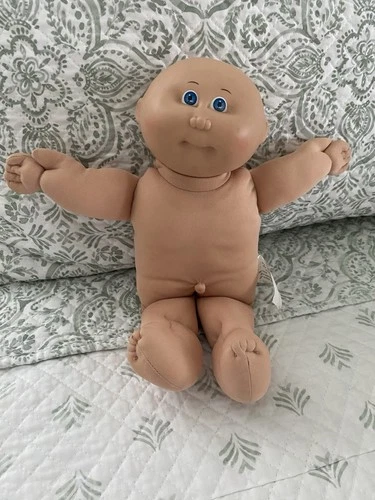 Vintage 1985 Cabbage Patch Kid Boy Doll-Blue Eyes-Bald-Blue Signature Coleco HTF
