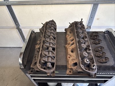 1977-1986 Mopar 318 Small Block Mopar Cylinder Heads Cores Greasy Part 4027163