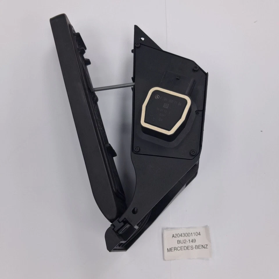 Pedal acelerador Mercedes-Benz E550 2010-2016 A2043001104 Foto 2 de 4