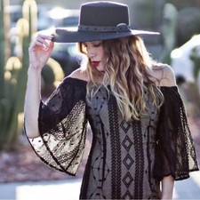 MINKPINK Off The Shoulder Black Lace Overlay Mini Dress Size Medium