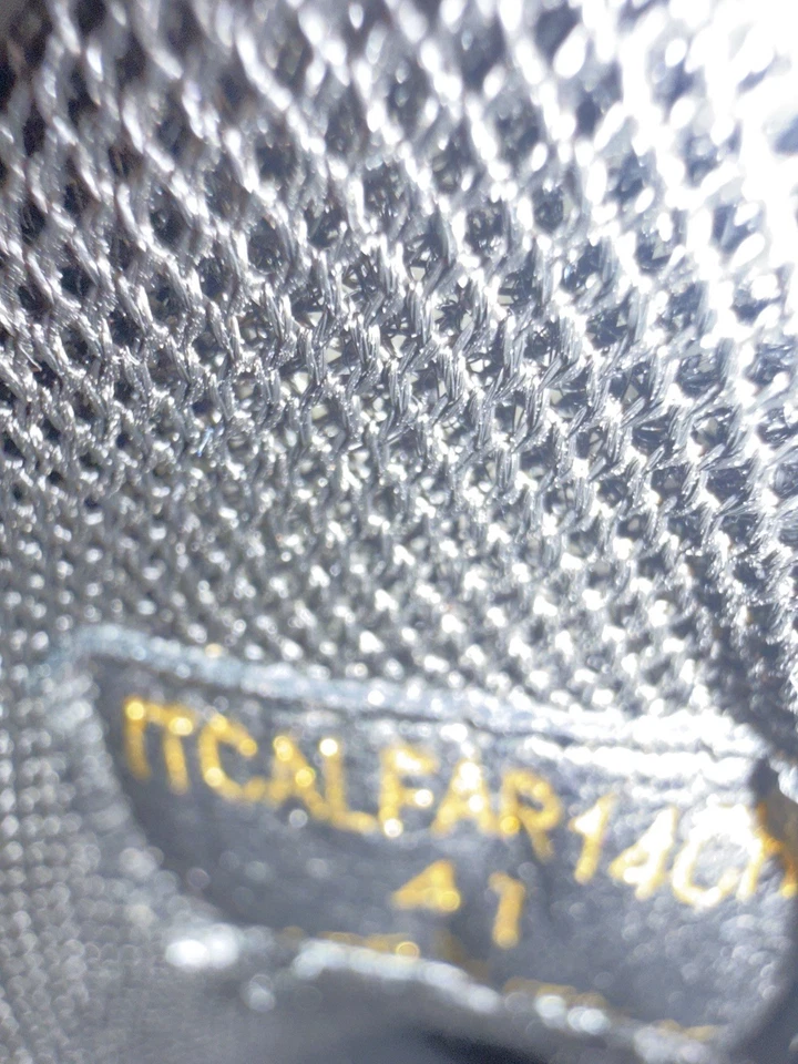 Tênis feminino Burberry Check de couro tamanho 41 autêntico. Novo em perfeito estado - Imagem 3 de 4