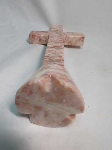 Rosen Travertin Stein handgeformtes Kreuz freistehend - Bild 6 von 10