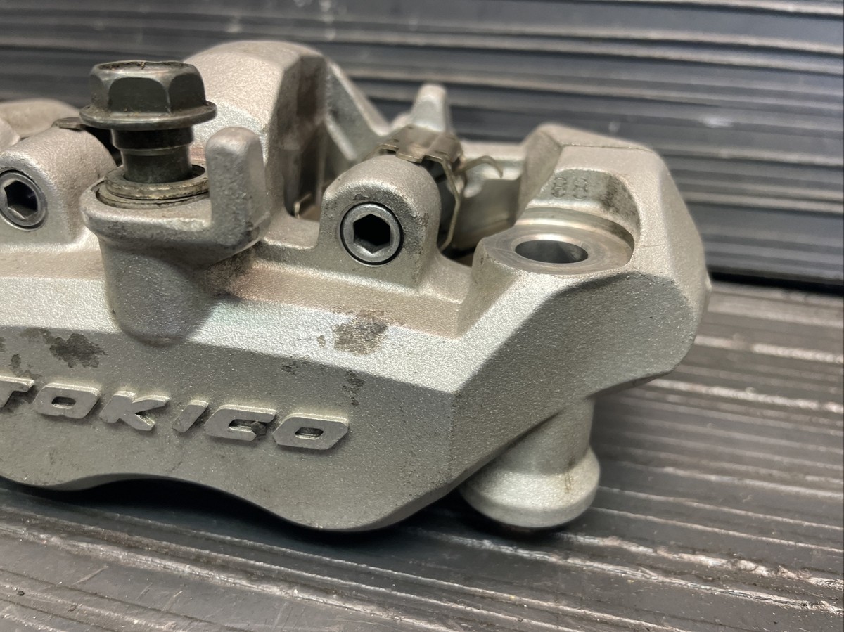2006 Kawasaki Ninja ZX6R ZX636 left front brake caliper #32924 | eBay