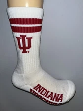 INDIANA HOOSIERS COLLEGE MENS LOGO VARSITY WHITE MID CREW SOCKS LARGE Q