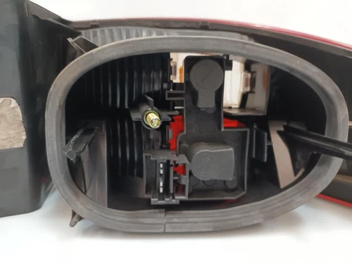 8200002473 Piloto Trasero Izquierdo para RENAULT LAGUNA II (BG0) 2001 3956892 - Imagen 3 de 10