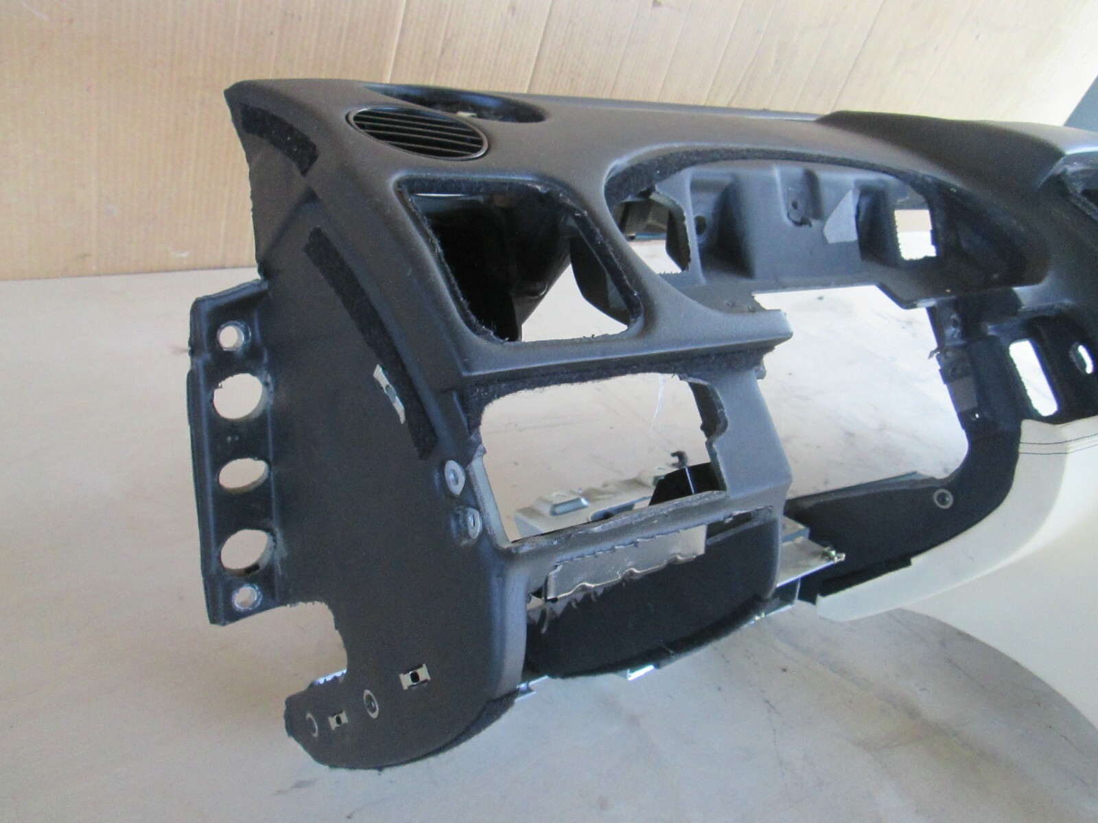 Maserati Quattroporte 05 Dash / Dashboard  Black # 981328605