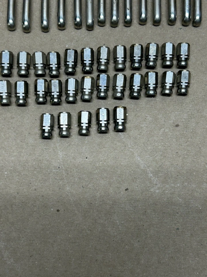 1960’s Harmony Banjo Hooks And Nuts 29pc Lot - Image 2 of 4