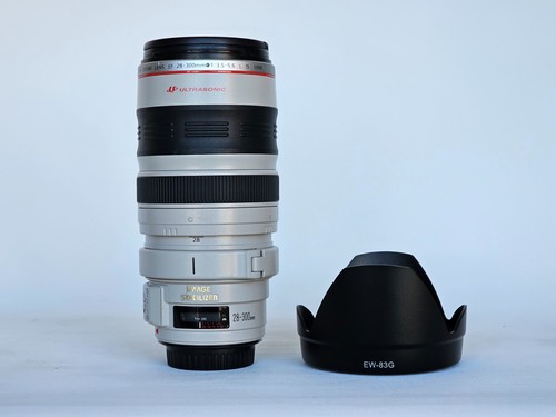 Canon EF 28-300mm F/3.5-5.6L IS USM Lens, Preowned, Excellent, Sharp
