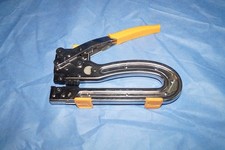 Crop A Dile II Big Bite Punch We R Memory Keepers Hole Punch 6" Reach Tool