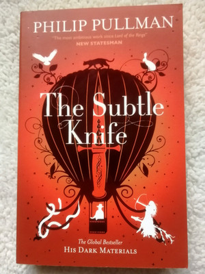 His Dark Materials 2: The Subtle Knife von Philip Pullman (English Paperback)