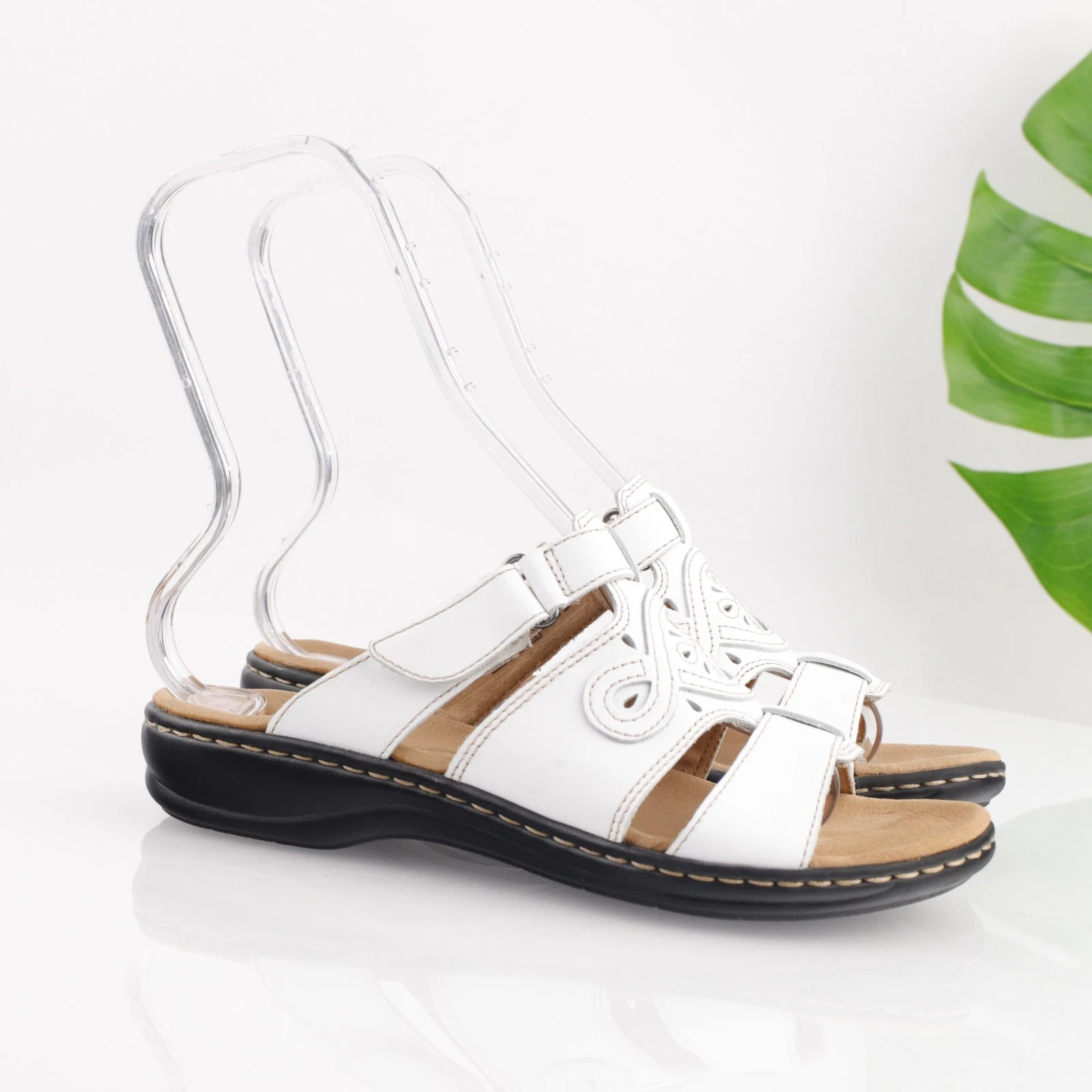 Sandalo donna Clarks Leisa Higley taglia 8 5 M bianco pelle ritagli slide comodo